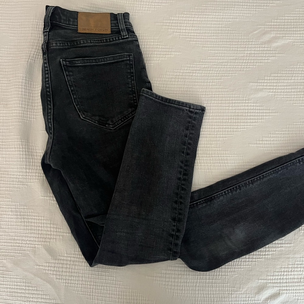 Denim forum slim jeans